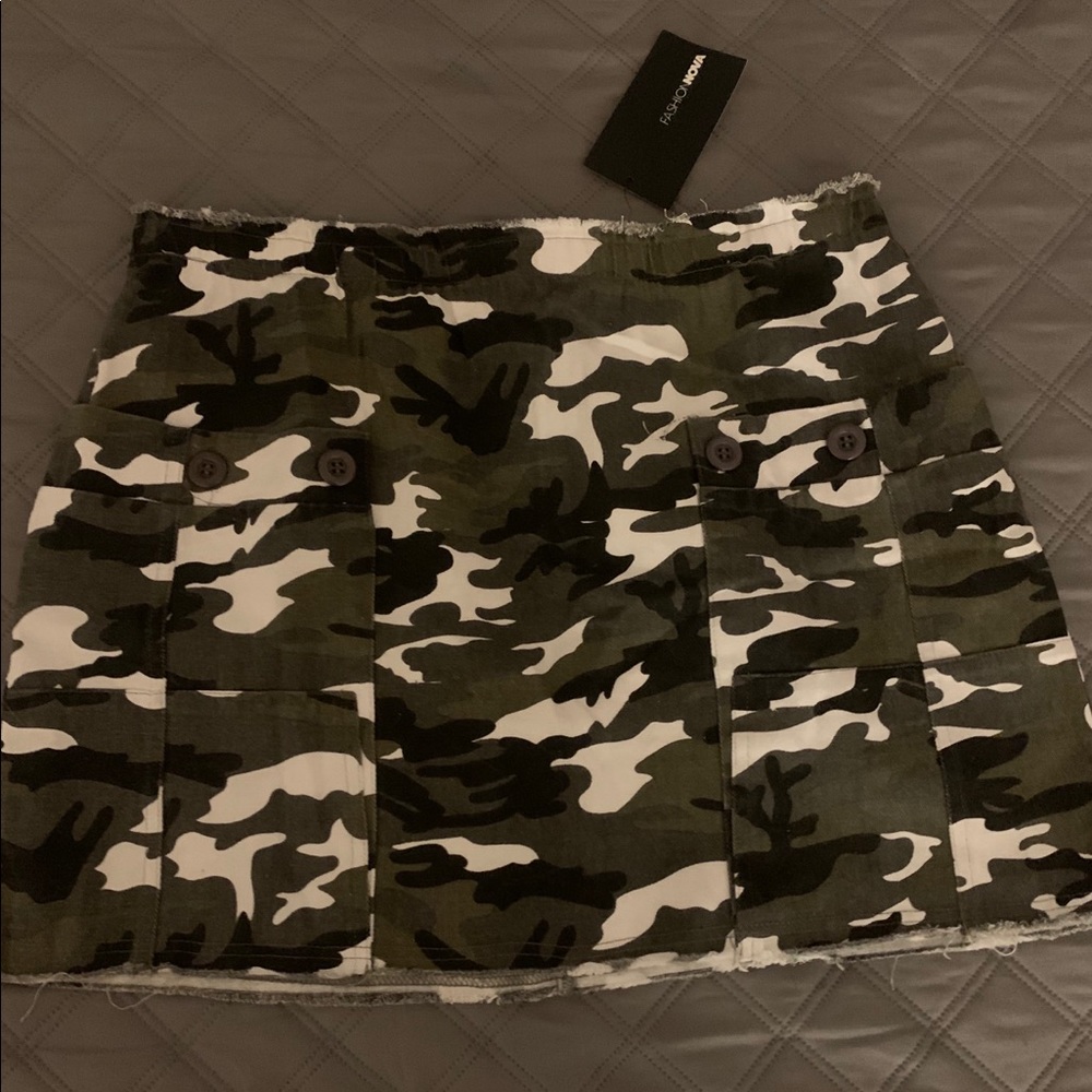 Green camouflage skirt